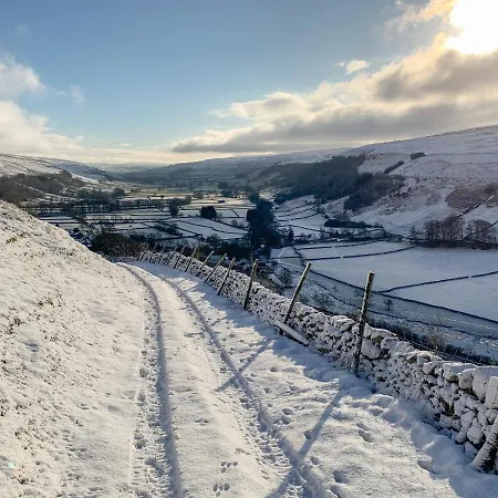 Litton Hall Barn * 斯基普顿